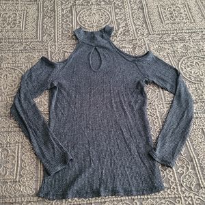 Active USA Cold Shoulder Ribbed Top | Size Small | Like New